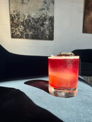 It’s a perfect night to stop in and enjoy our featured cocktail. Spiced state of Mind - Bourbon or rye, cinnamon, lemon, red wine float, and topped with a smoked cinnamon stick

@cnptrivia on the rooftop tonight at 6!