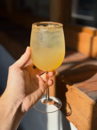 A perfect spicy white sangria for this gorgeous Tuesday evening! 
Pablano pearadise - Pablano, pear, triple sec, lime, Pinot Grigio