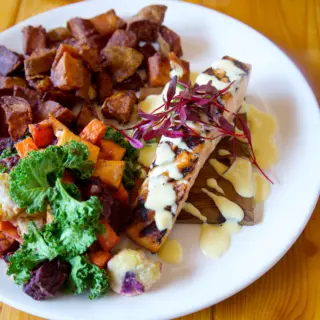 Sunday is brunch day! Enjoy this beautiful autumn day with us!